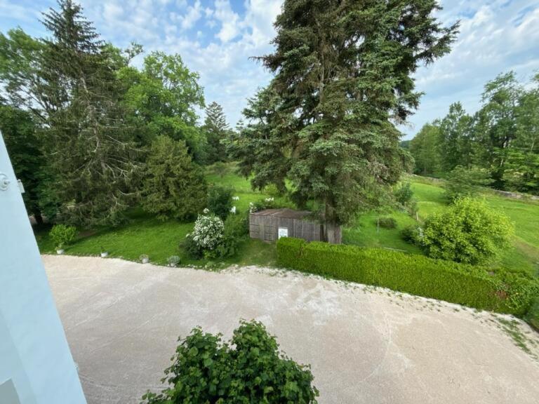 Logis Hotel & Restaurant Le Parcey Εξωτερικό φωτογραφία